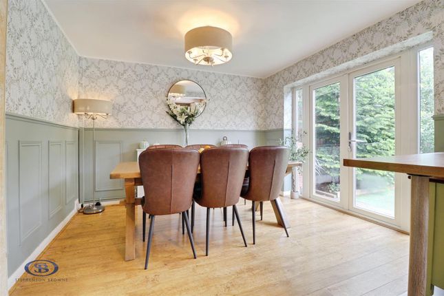3, Bladon Crescent, Alsager photo 4