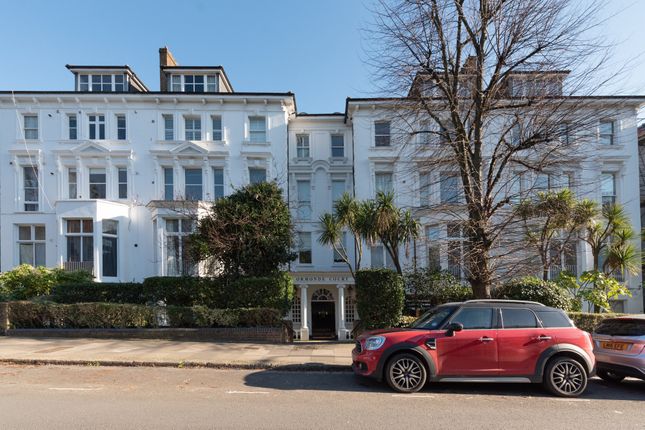 Flat for sale in Ormonde Court, Belsize Grove, London