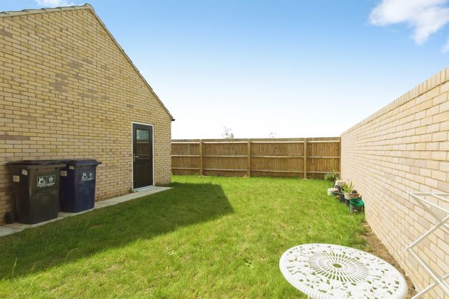 198, Dobbins Avenue, Cambridge photo 4