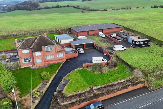 Willowbrae, Sunderland Road, Houghton Le Spring photo 2