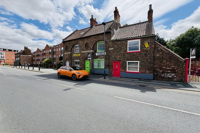 120, Ousegate, Selby photo 2