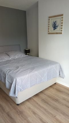Shared accommodation to rent in Agnew Place, Saflord