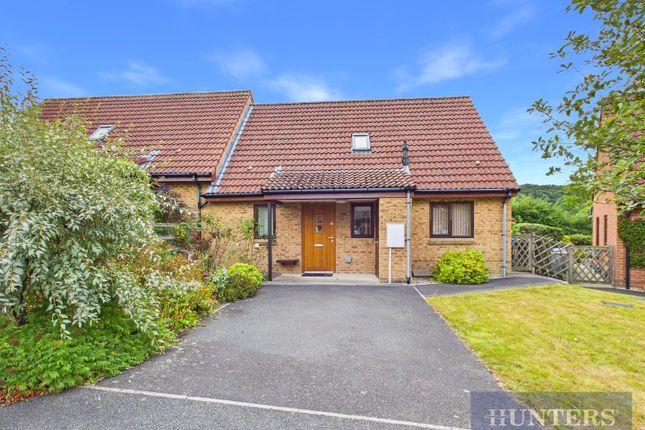 2-bed house on 12, Plaxton Court, Scarborough, £265,000