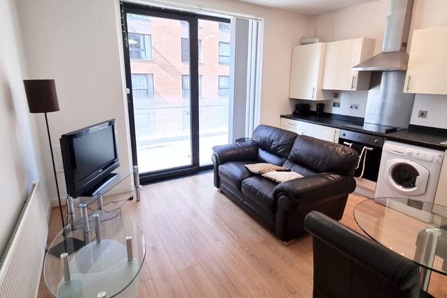 Flat to rent in Tabley Street, Liverpool L1