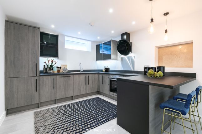 Duplex to rent in Dawson House, Carshalton Road, Sutton