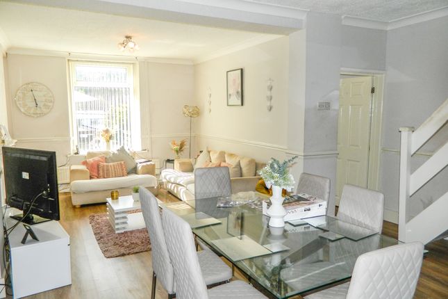 11 Richmond Terrace, Tredegar photo 4