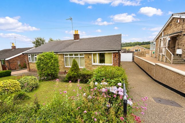 2-bed house on 10, Leaventhorpe Way, Bradford, £170,000