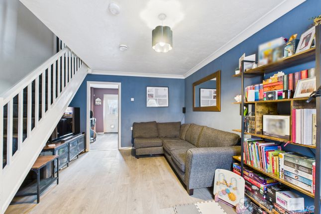 33, BUTTERMERE CLOSE, BORDON photo 2