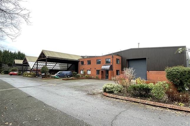 Thumbnail Warehouse to let in Unit 25 Wooburn Industrial Park, Wooburn Green, High Wycombe