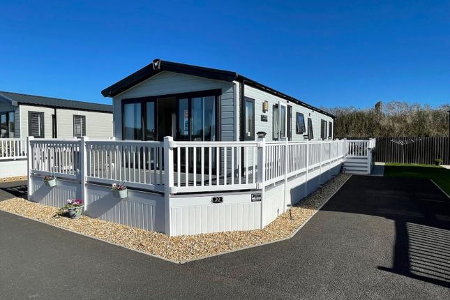 2-bed caravan on 30, Premier Row, Edithmead Caravan Park, Edithmead, £139,950