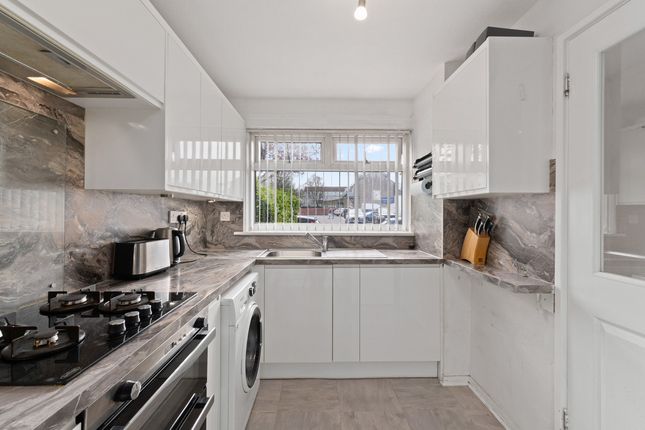 3, Cleekim Drive, Edinburgh photo 4