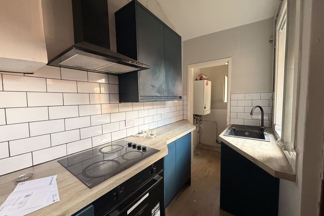 7, Ashley Avenue, Leeds photo 3