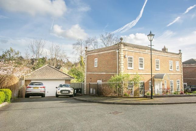 Detached house for sale in Regent Place, Heathfield, East Sussex