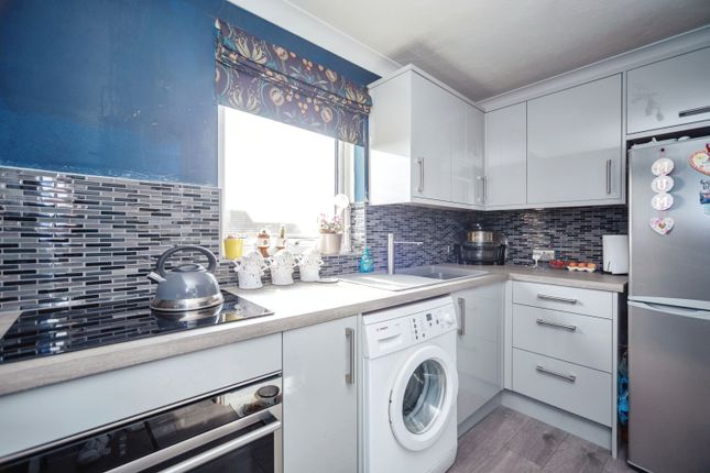 30, Flack Gardens, Hoo photo 3