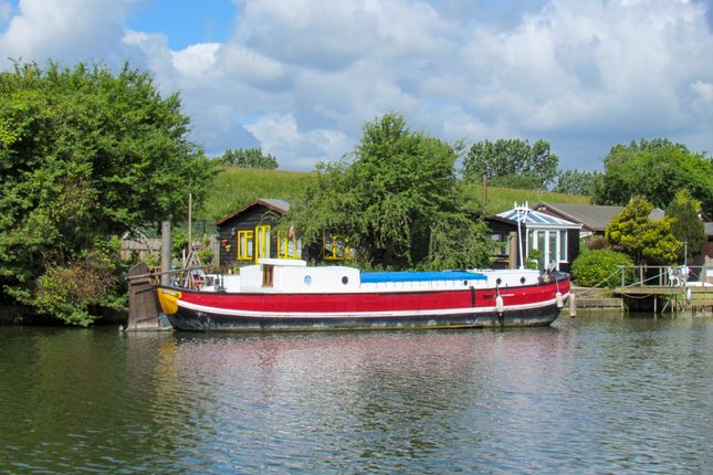 Houseboat for sale in Laleham Reach, Chertsey