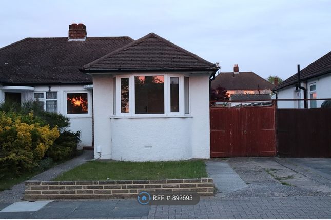 Thumbnail Bungalow to rent in Andover Road, Orpington
