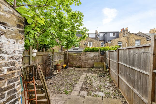 17, Nelgarde Road, London photo 3