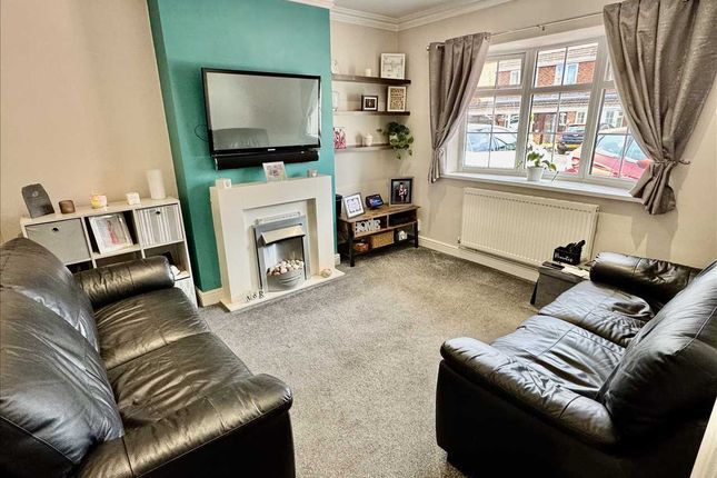 4, Mercer Grove, Wednesfield photo 2