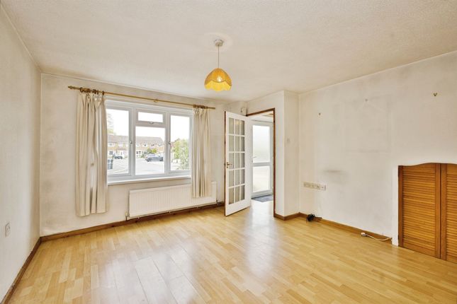 10, Marwin Close, Martock photo 2