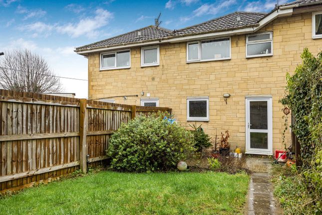 12, Stratton Heights, Gloucestershire photo 2