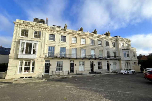 Thumbnail Flat for sale in Clifton Terrace, Southsea