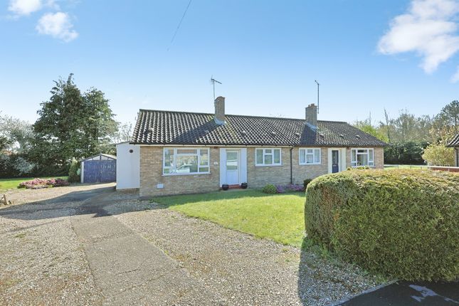 2-bed house on 5, Howlett Close, Dereham, £195,000