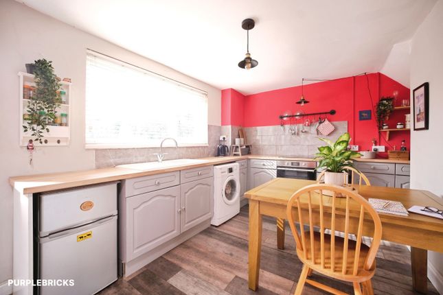 57, Brynawelon, Nantyglo, Ebbw Vale photo 3