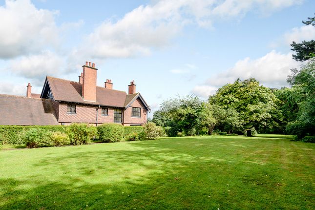 Detached house for sale in Blackdown Leamington Spa, Warwickshire