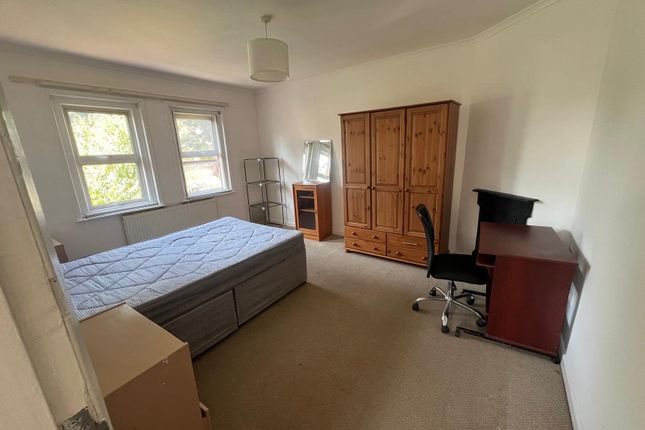 41 Harefield Road, Swaythling, Southampton photo 3