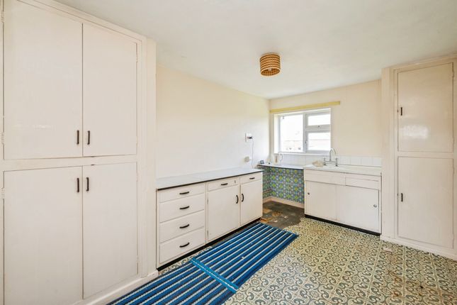 19, Addison Close, Norwich photo 2