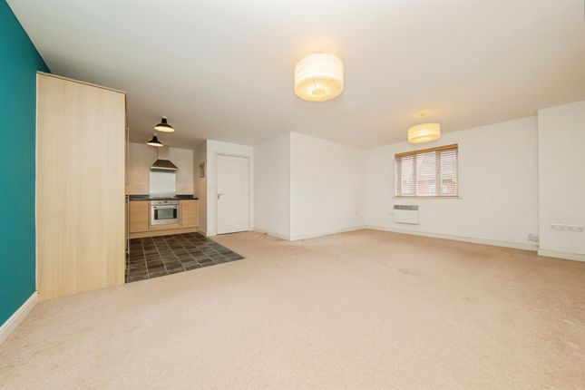 11, Fulham Way, Ipswich photo 2