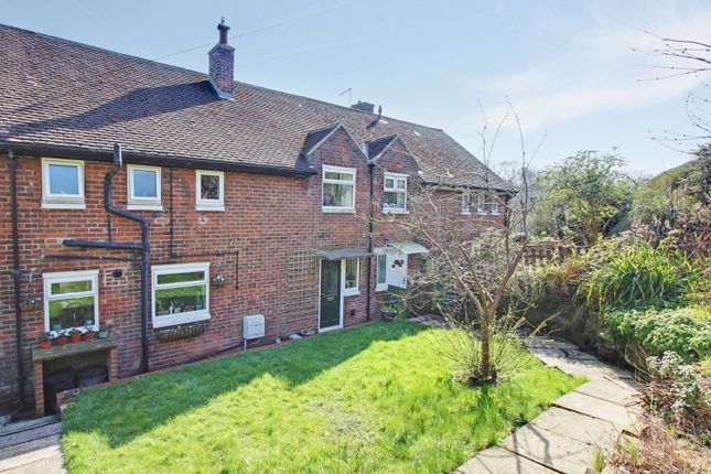5, Grove Crescent, Halifax photo 2