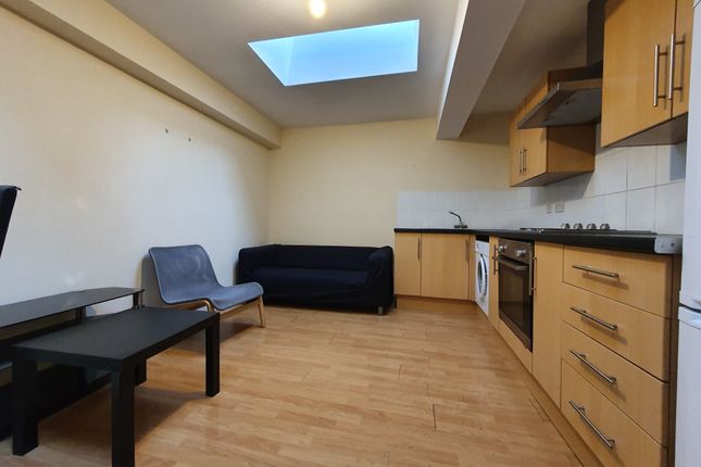 Flat to rent in Clifton Street, Adamsdown, Cardiff