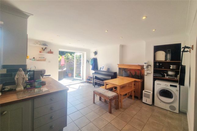 3, New Road, Tongham photo 2