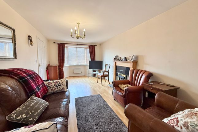 3, Elm Tree Grove, Merthyr Tydfil photo 4