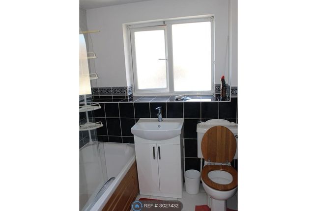 Ilfracombe Way, Lower Earley, Reading photo 2