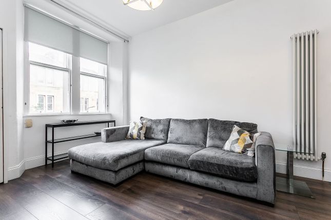 31/10, Caledonian Crescent, Edinburgh photo 3
