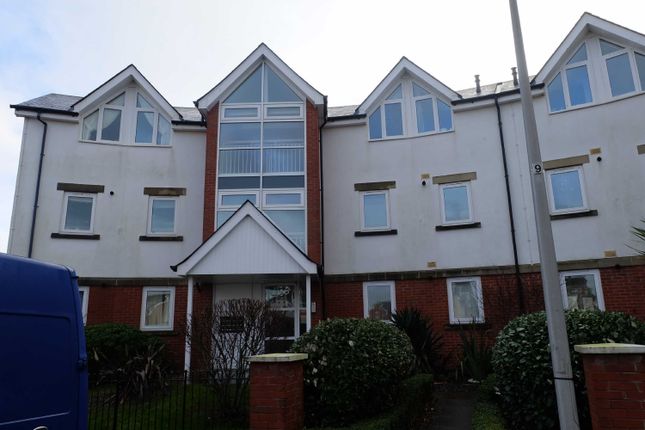 Thumbnail Flat to rent in Ty Gambig, Clos Y Wylan, Barry