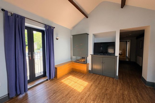 The Apartment, Coach House, 13, High Street, Skipton photo 3