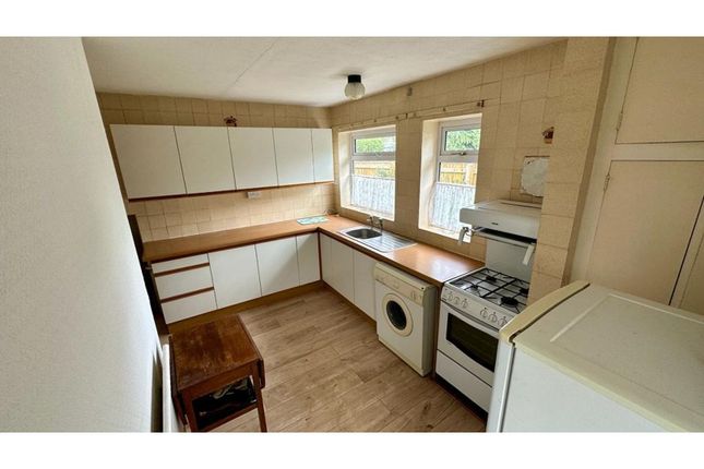 Bungalow for sale in Grantham Avenue, Grimsby