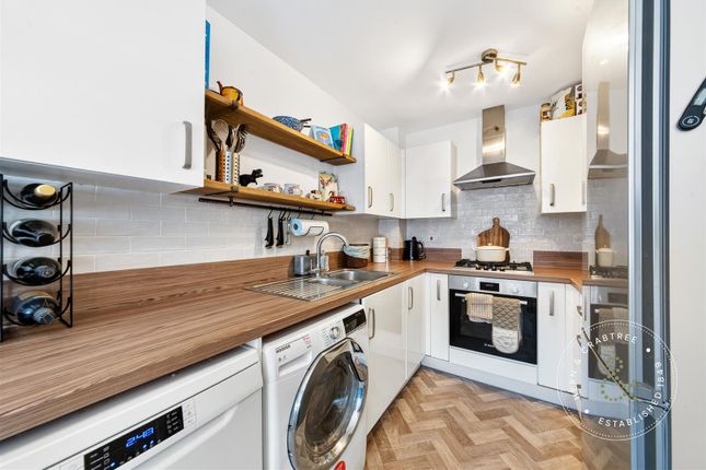 14, Rhodri Morgan Way, Cardiff photo 4