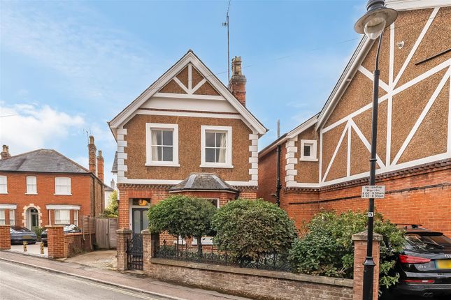 3-bed detached on Church Road, Leatherhead, £735,000