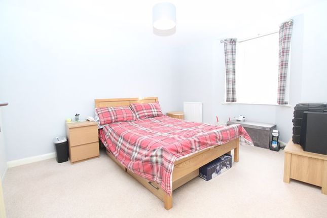 2 Bed Flat For Sale In Wilkinson Road Kempston Mk42 Zoopla
