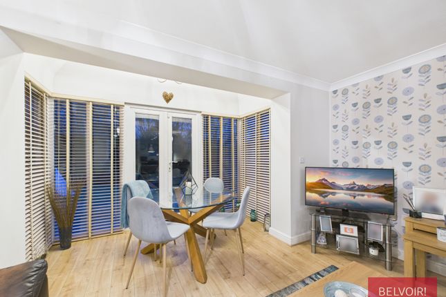 11, Hardwick Drive, Gwersyllt photo 3