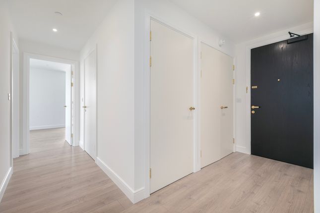 Waterview House, Wembley photo 5