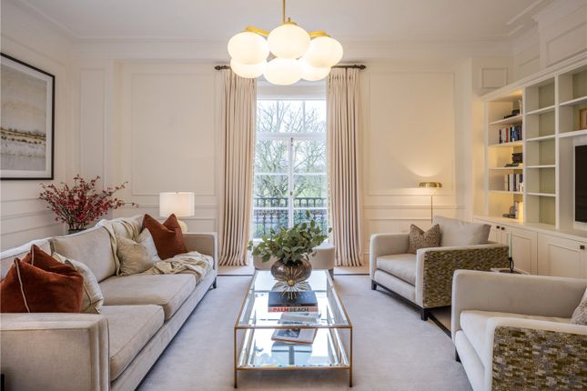 Flat for sale in Cumberland Terrace, Regent's Park, London NW1