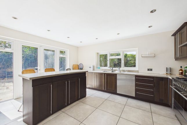 Harefield,, Ditton Road, Berkshire photo 3