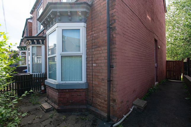 111, Firth Park Crescent, Sheffield photo 5