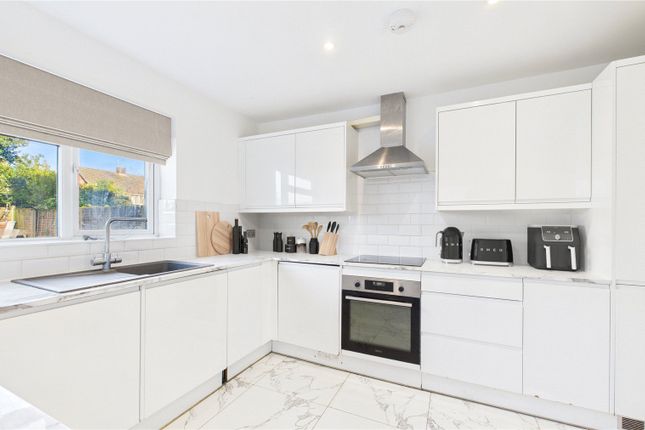 28, Hazel Road, Camberley photo 3