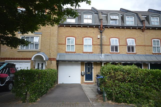 Thumbnail Town house to rent in Chamberlayne Avenue, Wembley